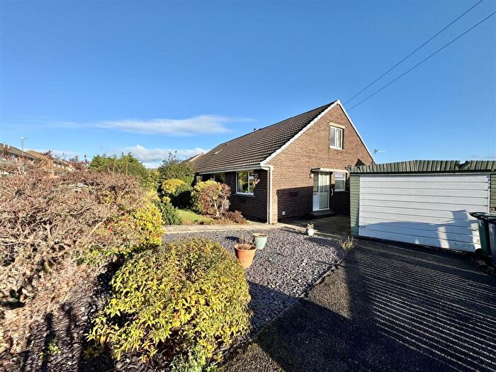 3 Bedroom Semi-Detached Bungalow For Sale In St. Peters Crescent, Kirkheaton, Huddersfield, HD5