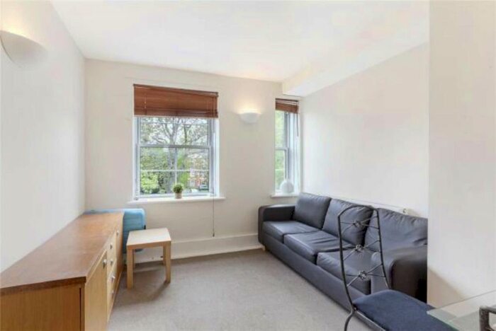 3 Bedroom Flat To Rent In Vauban Estate, London, SE16