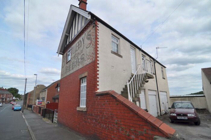 2 Bedroom Flat To Rent In The Coach House, Hemingfield, S73