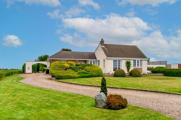 3 Bedroom Detached Bungalow For Sale In Thirtle Dene, Rimswell, Withernsea, HU19