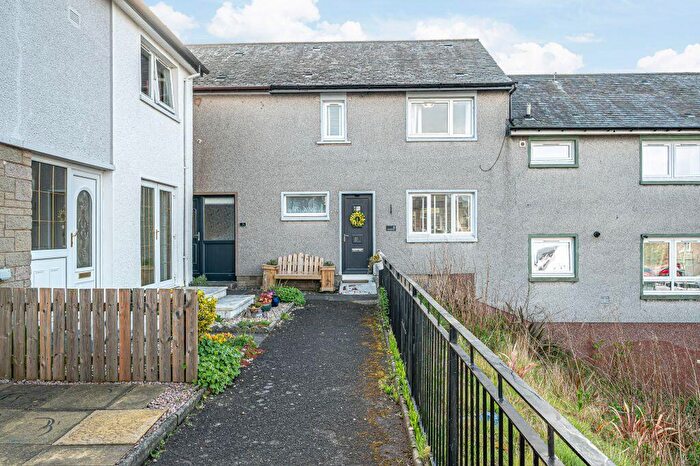 3 Bedroom Terraced House For Sale In Coventry Place, Kinross, KY13