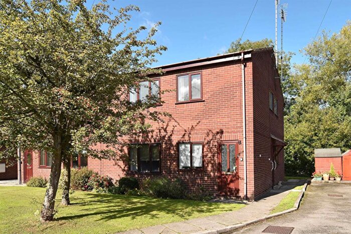 2 Bedroom Apartment To Rent In Riverbank Close, Bollington, Macclesfield, SK10