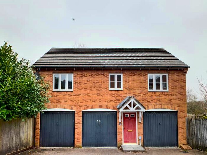2 Bedroom Flat For Sale In Yr Hen Gorlan Gowerton, Swansea, SA4