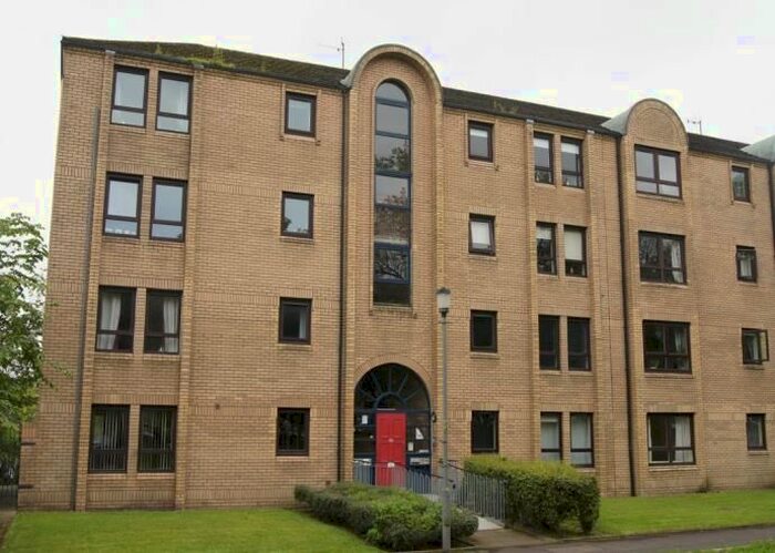 2 Bedroom Flat To Rent In Overnewton Square, Glasgow, G3