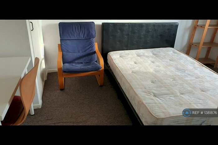 6 Bedroom Terraced House To Rent In Stanley Wooster Way, Colchester, CO4