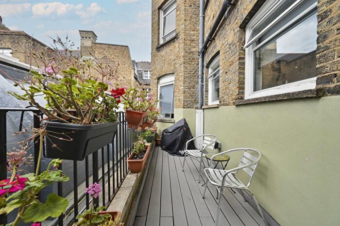 2 Bedroom Flat To Rent In Archer Street, Soho, London, W1D