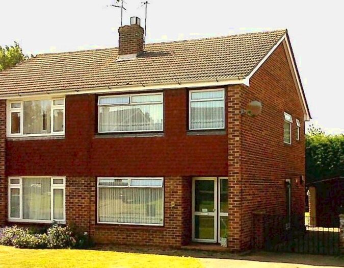 5 Bedroom Property To Rent In College Road, Canterbury, CT1