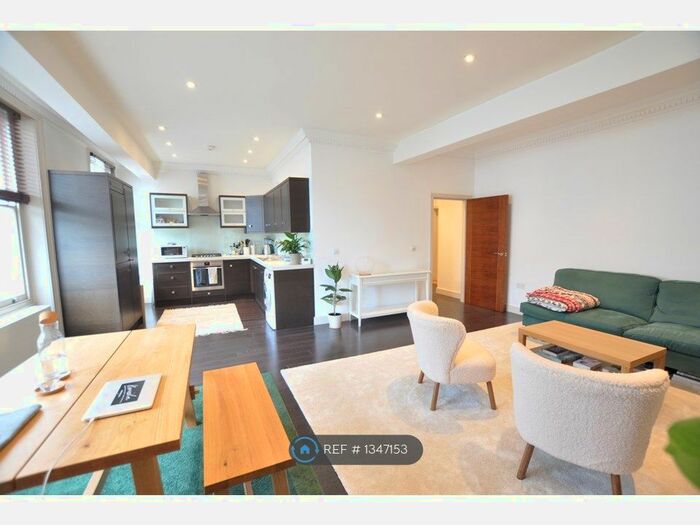 2 Bedroom Flat To Rent In Cathcart Road, London, SW10