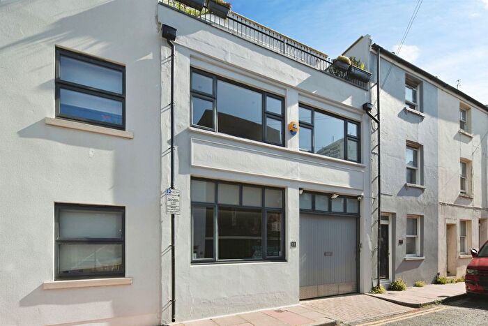 4 Bedroom Terraced House For Sale In Castle Street, Brighton, BN1