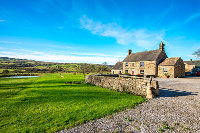 4 Bedroom Detached House For Sale In The Brund, Buxton, Staffordshire, SK17