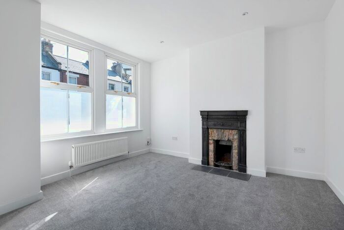 1 Bedroom Maisonette For Sale In Fingal Street, Greenwich, SE10