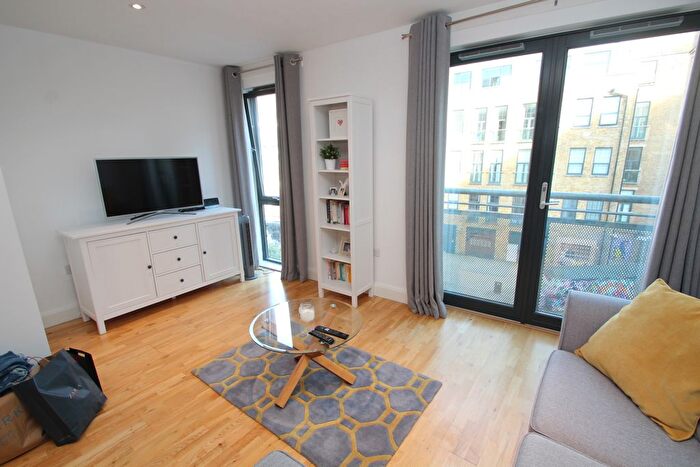 1 Bedroom Flat To Rent In Waterworks Yard, Croydon, CR0