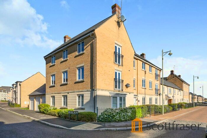 2 Bedroom Flat To Rent In Sorrel Way, Carterton, OX18