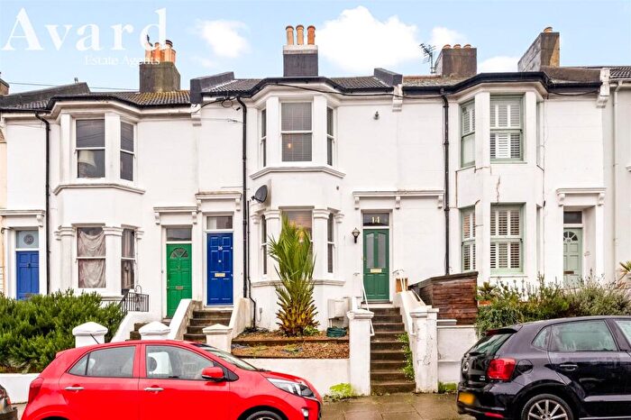 2 Bedroom Flat For Sale In Crescent Road, Brighton, BN2