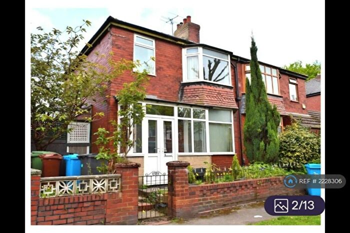 3 Bedroom Semi-Detached House To Rent In Montgomery Street, Oldham, OL8