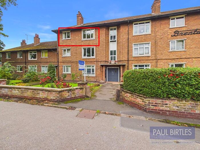 2 Bedroom Flat For Sale In Brentwood House, Flixton Road, Manchester, M41
