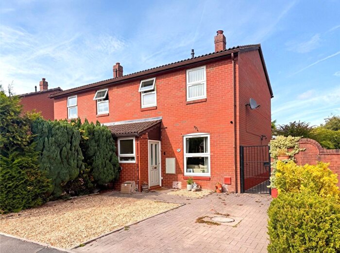 3 Bedroom Semi Detached House For Sale In Hinwood Road, Westbury, Shrewsbury, Shropshire, SY5