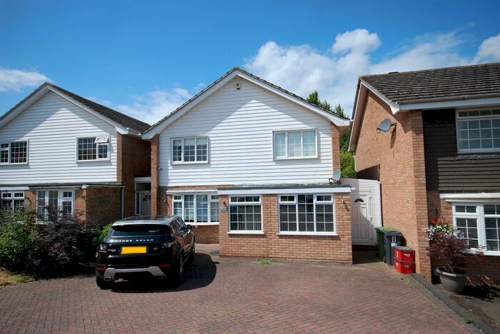 4 Bedroom Detached House To Rent In Elan Close, Leamington Spa, Warwickshire, CV32