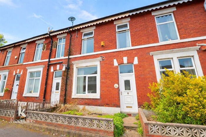 3 Bedroom Terraced House For Sale In Birley Street, Bury, BL9