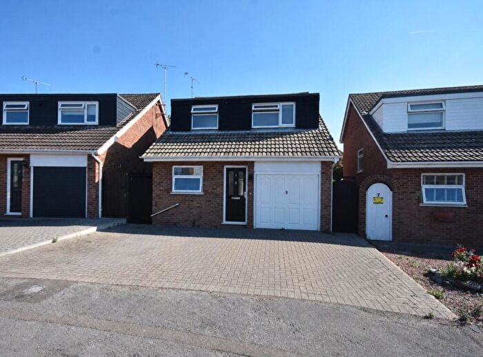 3 Bedroom Detached House For Sale In Warwick Drive, Ramsgate, CT11