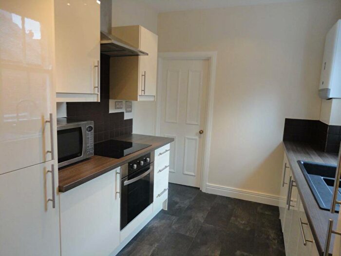 4 Bedroom Maisonette To Rent In Buston Terrace, Newcastle Upon Tyne, NE2