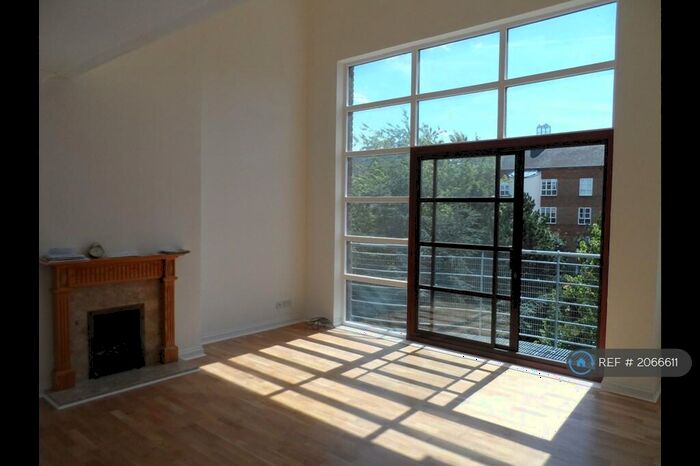 2 Bedroom Maisonette To Rent In Finland Street, London, SE16