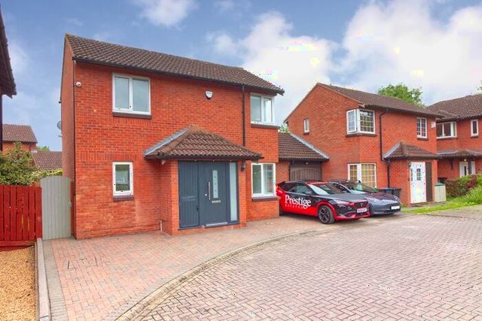 3 Bedroom Detached House To Rent In Wavell Court, Bolbeck Park, Milton Keynes, MK15