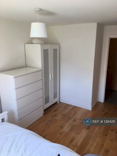2 Bedroom Flat To Rent In Avenuepark Street, Glasgow, G20