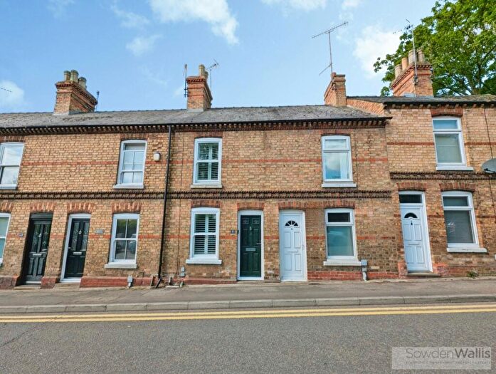 2 Bedroom Terraced House For Sale In Brazenose Lane, Stamford, PE9