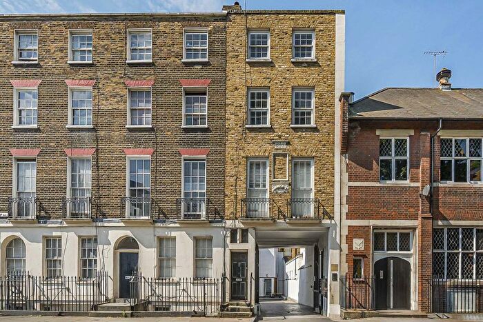 1 Bedroom Flat To Rent In Gray's Inn Road, Pickstock Court, WC1X