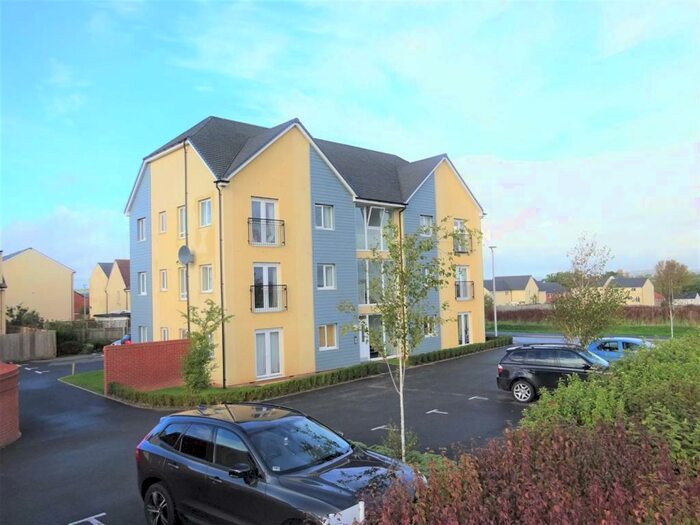 Houses for sale & to rent in EX5 7HE, Cranbrook Exeter