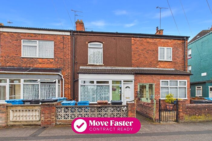 3 Bedroom Terraced House For Sale In Albert Avenue, Anlaby Road, Hull, East Riding Of Yorkshire, HU3