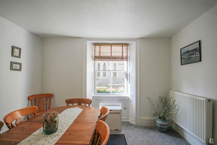 6 Bedroom Character Property For Sale In Lostwithiel Street, Fowey, Cornwall, PL23