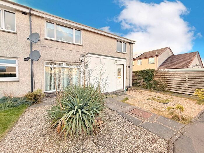 2 Bedroom Flat For Sale In Dunvegan Place, Polmont, FK2