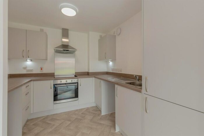 2 Bedroom Flat To Rent In Thread Court, Glasgow, G40