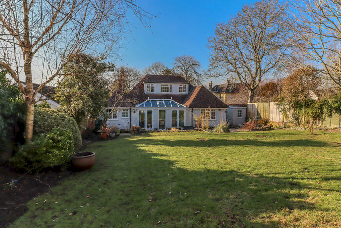 4 Bedroom Detached House For Sale In Barton Stacey, Winchester, Hampshire, SO21