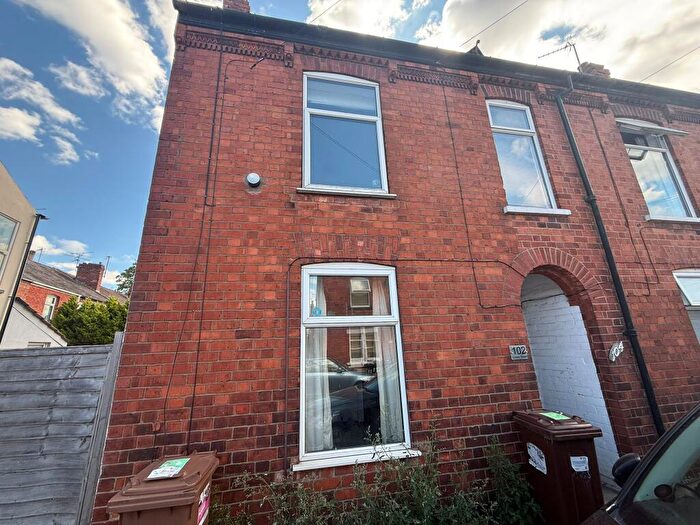 3 Bedroom End Of Terrace House To Rent In Cross Street, Lincoln, LN5