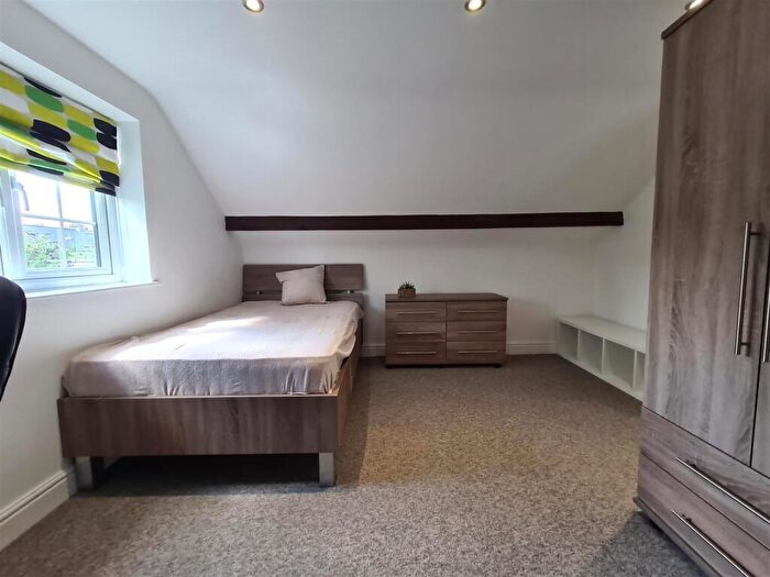 6 Bedroom House To Rent In Victoria Road, Cambridge - Group Saver!, CB4