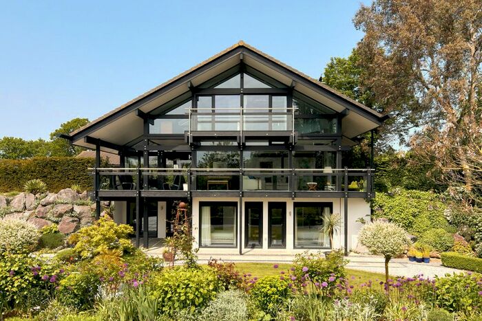 5 Bedroom Detached House For Sale In Aisby, Grantham, Lincolnshire, NG32