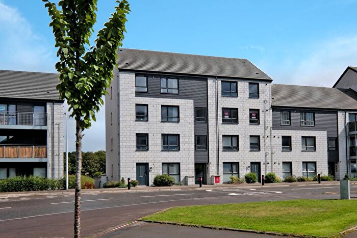 2 Bedroom Flat For Sale In Mill Drive, Bucksburn, Aberdeen, AB21