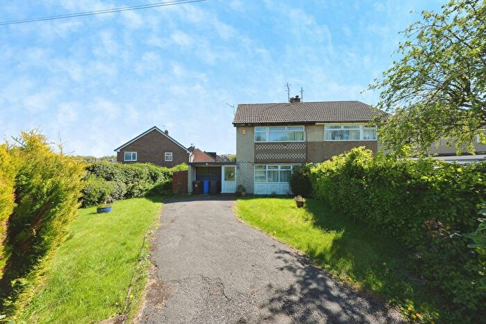 3 Bedroom Semi-Detached House For Sale In Rosamond Avenue, Sheffield, South Yorkshire, S17