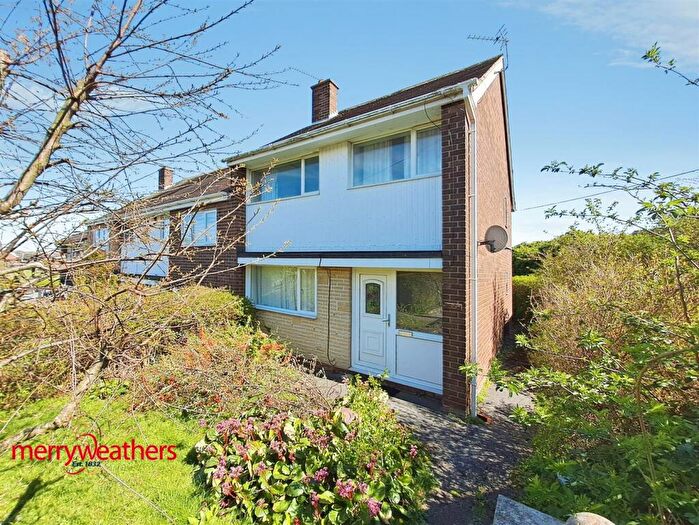 3 Bedroom Terraced House For Sale In Wensleydale Road, Rotherham, S61