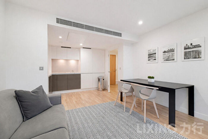 1 Bedroom Apartment For Sale In Marsh Wall, Canary Wharf, E14