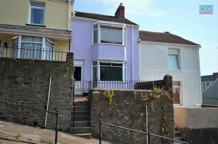 2 Bedroom Terraced House To Rent In Clifton Hill, Mount Pleasant, Swansea, City And County Of Swansea., SA1