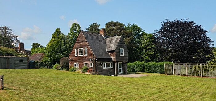 3 Bedroom Detached House To Rent In Postern Lane, Tonbridge, TN11