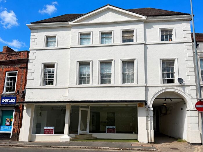 Retail Property For Sale In West Street, Buckingham, Buckinghamshire, MK18