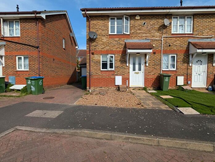 2 Bedroom Terraced House To Rent In Birkdale Close, London, SE28