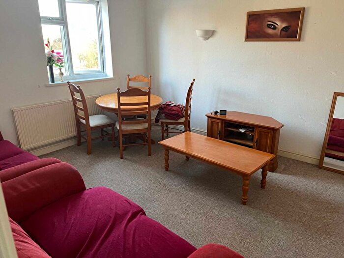1 Bedroom Flat To Rent In Polygon, Eccles, M30