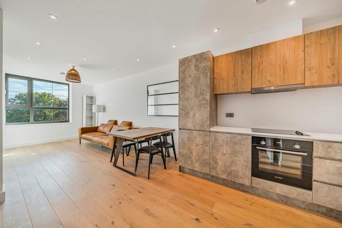 1 Bedroom Flat To Rent In Morville Street, London, E3