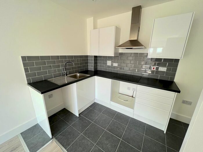 2 Bedroom Property To Rent In Portswood Road, Southampton, SO17